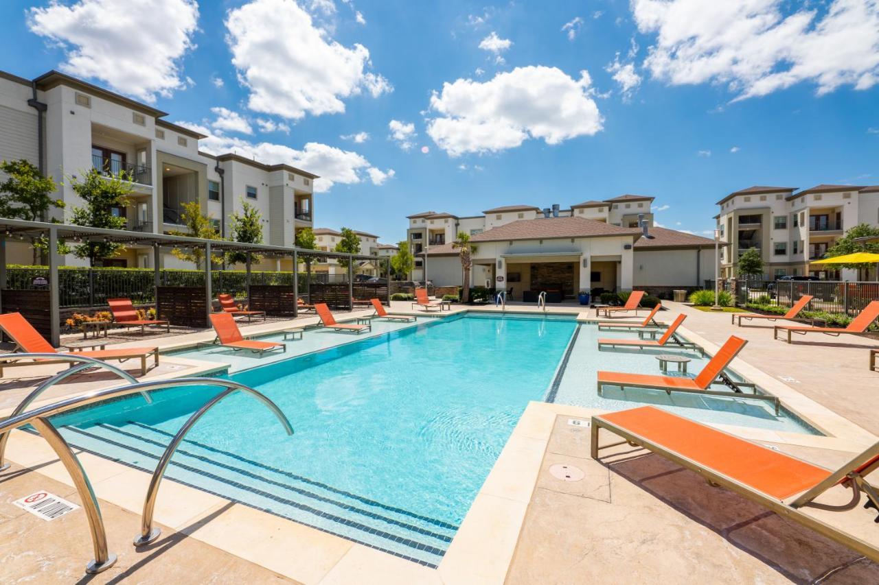 Apartamento Luxe 3B/2B Getaway - Pool, Gym, Parking, Pet Wash Leander Exterior foto