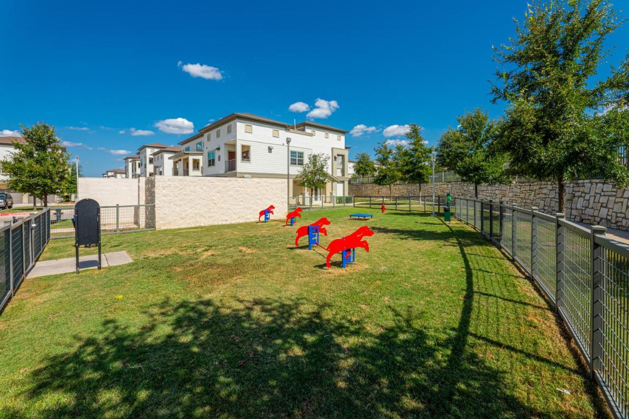 Apartamento Luxe 3B/2B Getaway - Pool, Gym, Parking, Pet Wash Leander Exterior foto